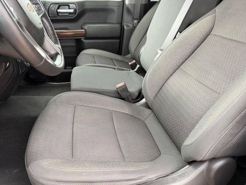 Used 2021 Chevrolet Silverado 1500 LT AWD/4WD image 13