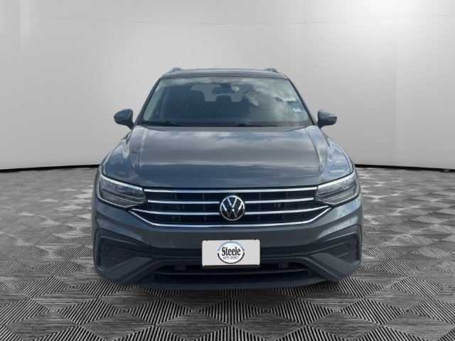 Used 2024 Volkswagen Tiguan SE FWD image 8