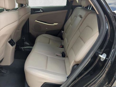 Used 2017 Hyundai Tucson SE Plus FWD image 17