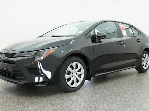 New 2026 Toyota Corolla LE image 3