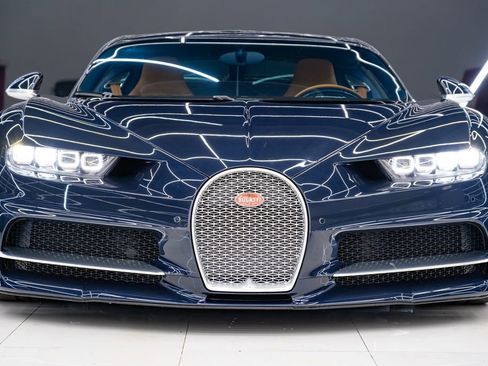 Used 2020 Bugatti Chiron AWD/4WD image 5