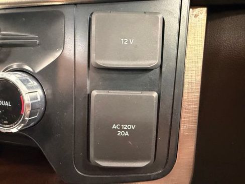 Used 2025 Ford F150 King Ranch AWD/4WD image 40