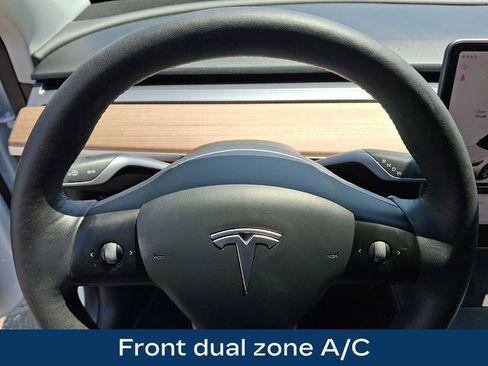 Used 2021 Tesla Model Y Long Range AWD/4WD image 4