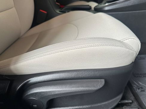 Used 2023 Kia Forte LXS w/ LXS Technology Package image 21