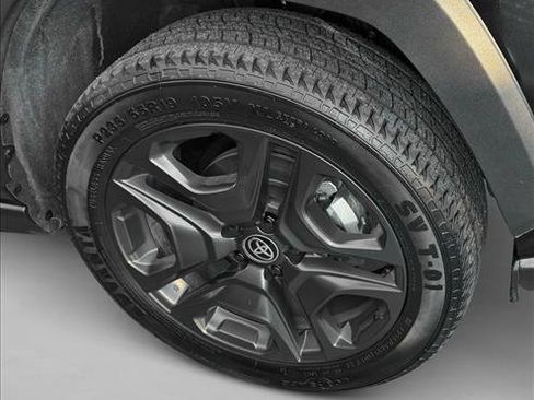 Used 2024 Toyota RAV4 Adventure image 9
