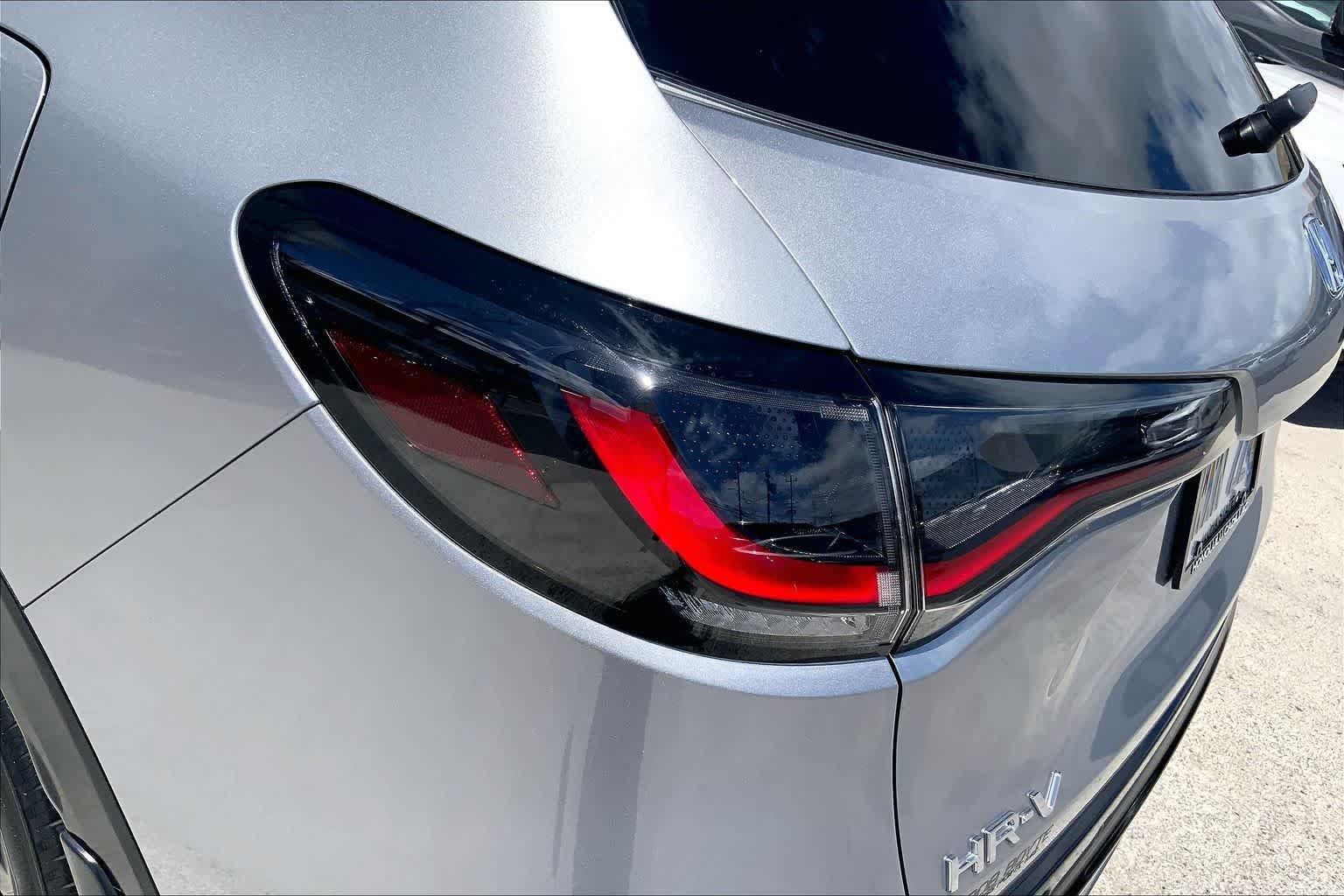 Used 2024 Honda HR-V EX-L image 32