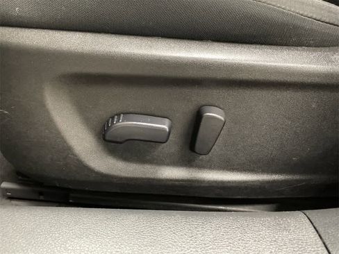 Used 2024 Nissan Altima 2.5 SV image 15