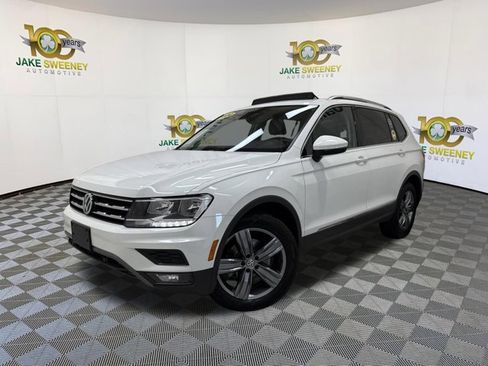 Used 2020 Volkswagen Tiguan SEL FWD image 4