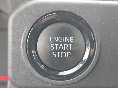 Used 2024 Toyota Tacoma SR5 RWD image 31