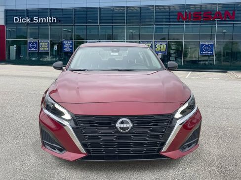 New 2025 Nissan Altima 2.5 SV image 2