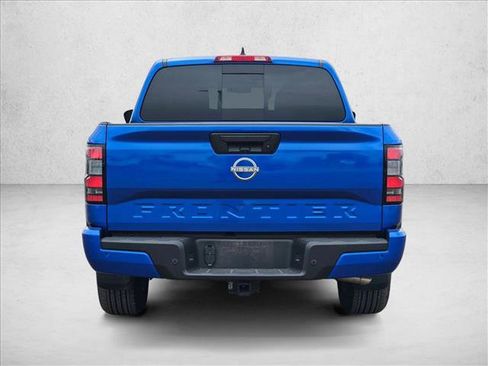 Used 2025 Nissan Frontier SV w/ SV Convenience Package RWD image 6