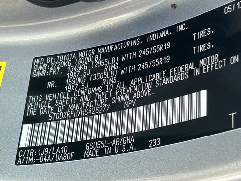 Used 2017 Toyota Highlander Limited AWD/4WD image 43