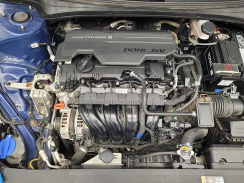 Used 2021 Hyundai Elantra SE FWD image 30