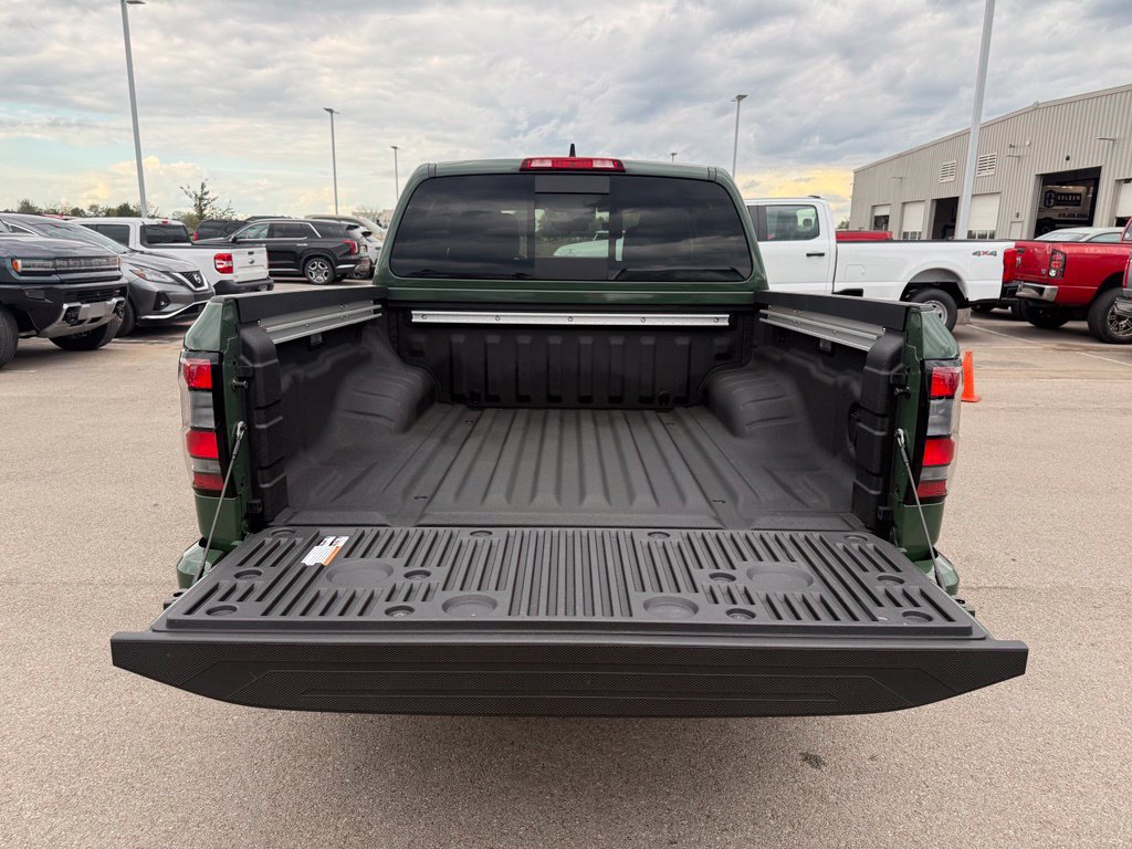 Used 2024 Nissan Frontier SV w/ SV Convenience Package RWD image 33