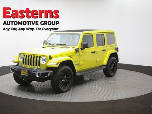 Used 2022 Jeep Wrangler Unlimited Sahara w/ Cold Weather Group AWD/4WD image 56