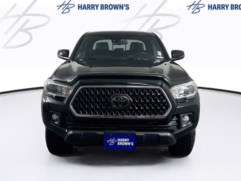 Used 2018 Toyota Tacoma TRD Off-Road AWD/4WD image 27