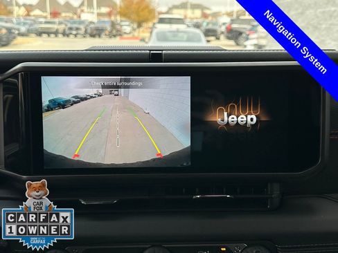 Used 2024 Jeep Wrangler Unlimited Rubicon w/ XTREMEE 35" Tire Package image 8