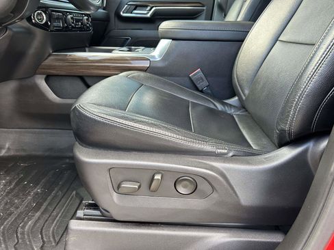 Used 2024 Chevrolet Silverado 3500 LT w/ Convenience Package image 18