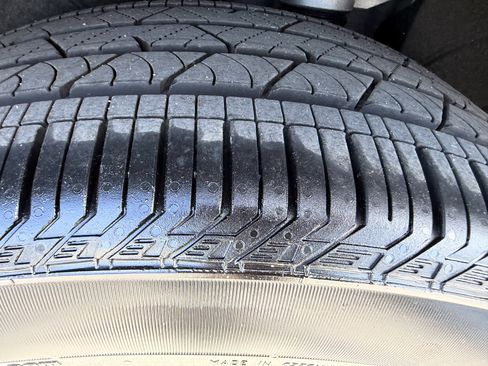 Used 2025 Kia Sorento SX image 37