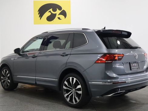 Used 2020 Volkswagen Tiguan SEL Premium R-Line w/ 3rd Row Seat Package image 9