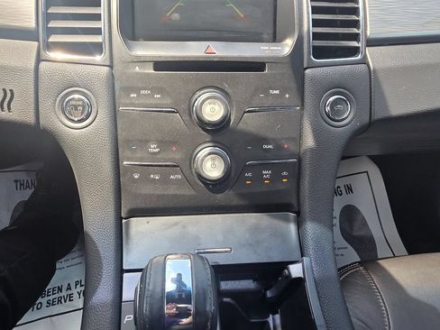 Used 2015 Ford Taurus SEL w/ Equipment Group 201A AWD/4WD image 14