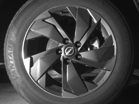 Used 2025 Nissan Rogue SV AWD/4WD image 13