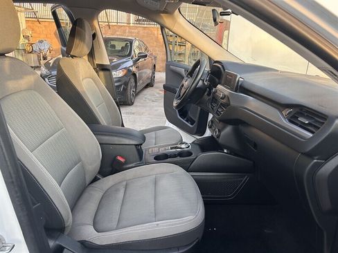 Used 2020 Ford Escape S FWD image 17
