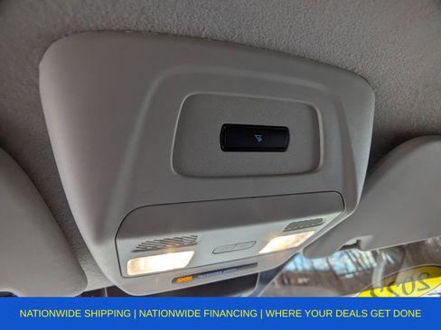 Used 2022 Ford E-Transit Low Roof image 33