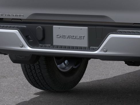 New 2026 Chevrolet Colorado LT w/ LT Convenience Package AWD/4WD image 14