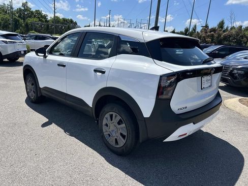 New 2026 Nissan Kicks S FWD image 5