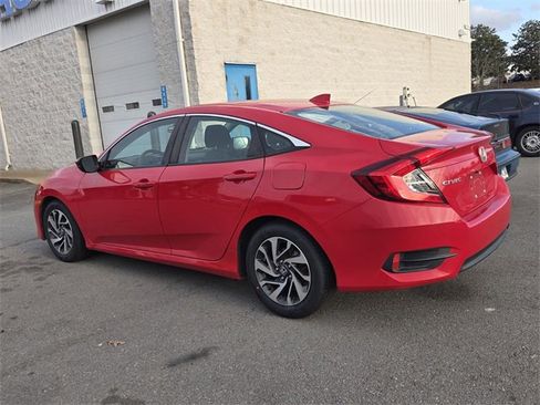 Used 2017 Honda Civic EX image 3