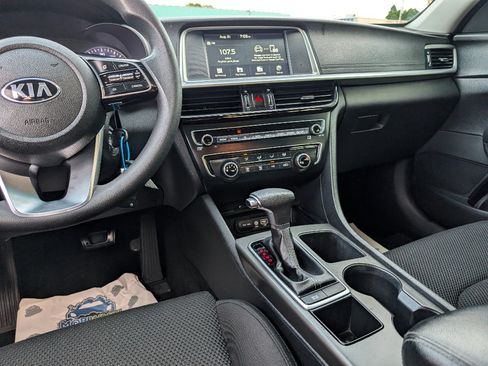 Used 2020 Kia Optima LX FWD image 23