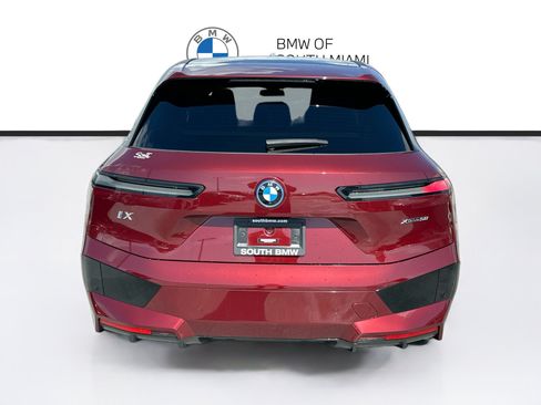 Used 2024 BMW iX xDrive50 w/ Sport Package AWD/4WD image 6