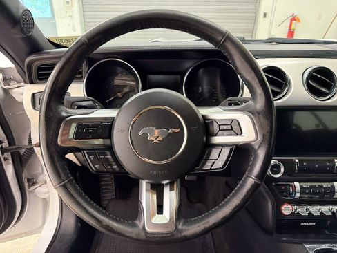 Used 2017 Ford Mustang GT Premium RWD image 11