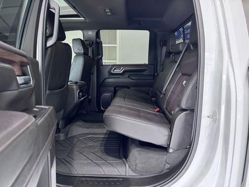Certified 2024 Chevrolet Silverado 2500 High Country w/ High Country Premium Package AWD/4WD image 11