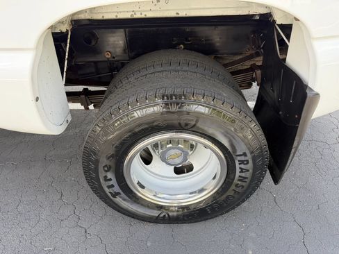 Used 2006 Chevrolet Silverado 3500 2WD Crew Cab image 11