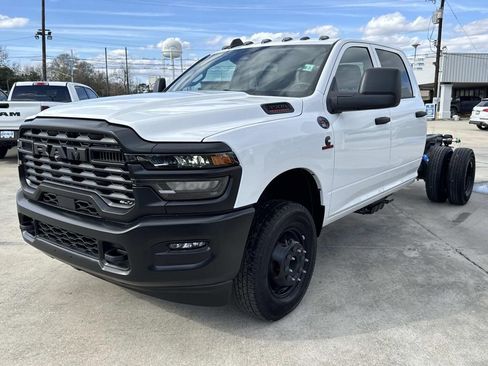 New 2026 RAM 3500 Tradesman image 3