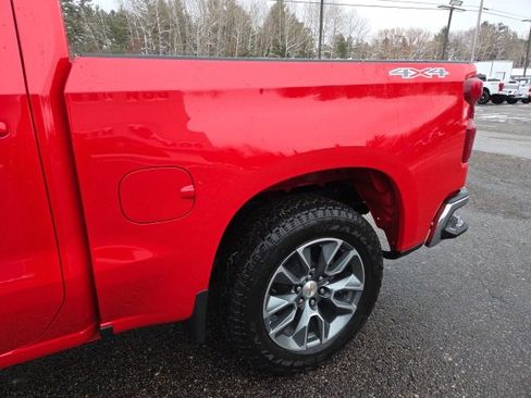 New 2026 Chevrolet Silverado 1500 LT image 17