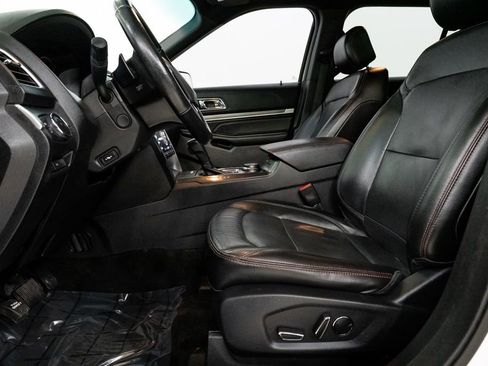Used 2017 Ford Explorer Sport w/ Equipment Group 401A image 11