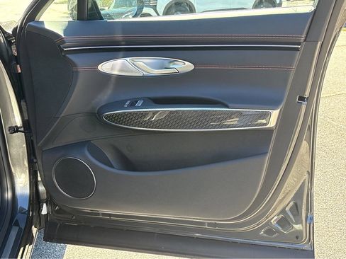 New 2026 Genesis GV70 3.5T Sport Prestige AWD/4WD image 18