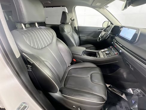 Used 2023 Hyundai Palisade Limited AWD/4WD image 29