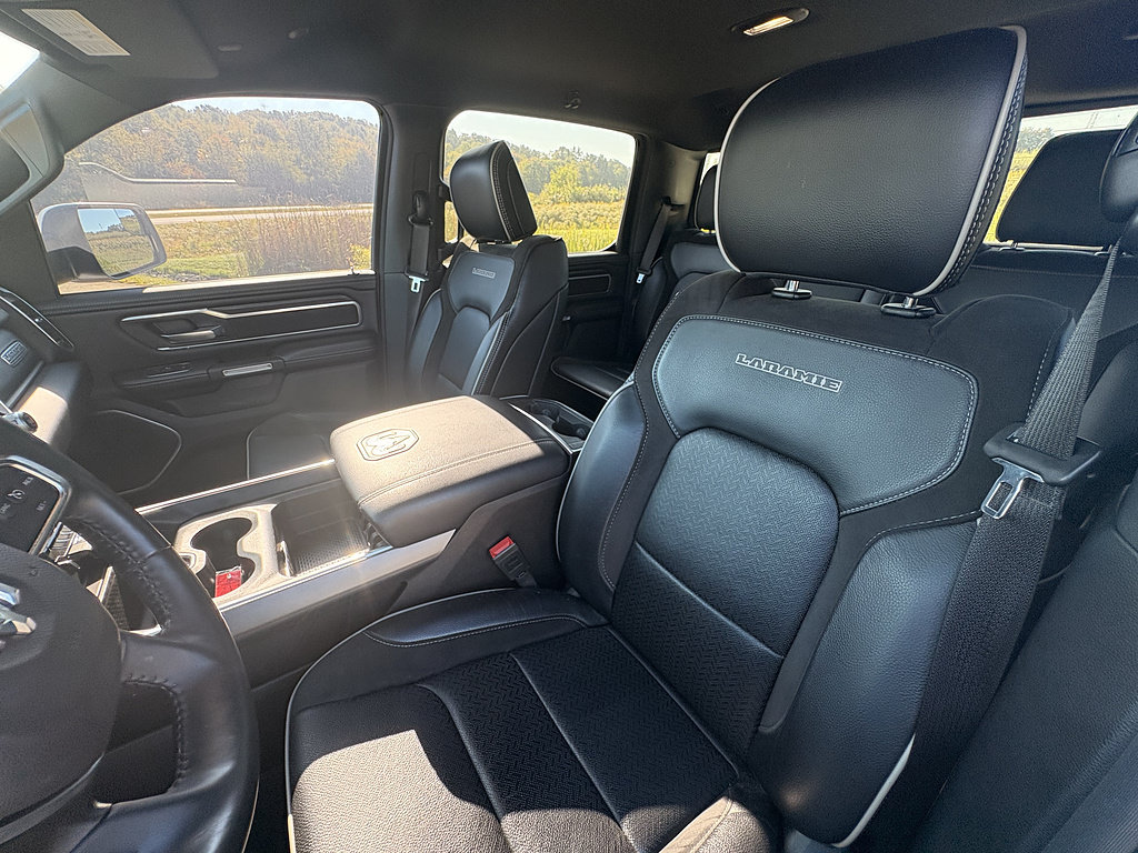 Used 2023 RAM 1500 Laramie AWD/4WD image 30