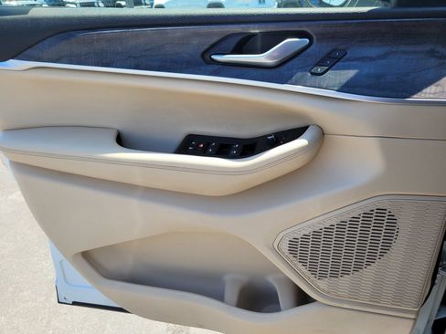 Used 2023 Jeep Grand Cherokee Limited RWD image 27