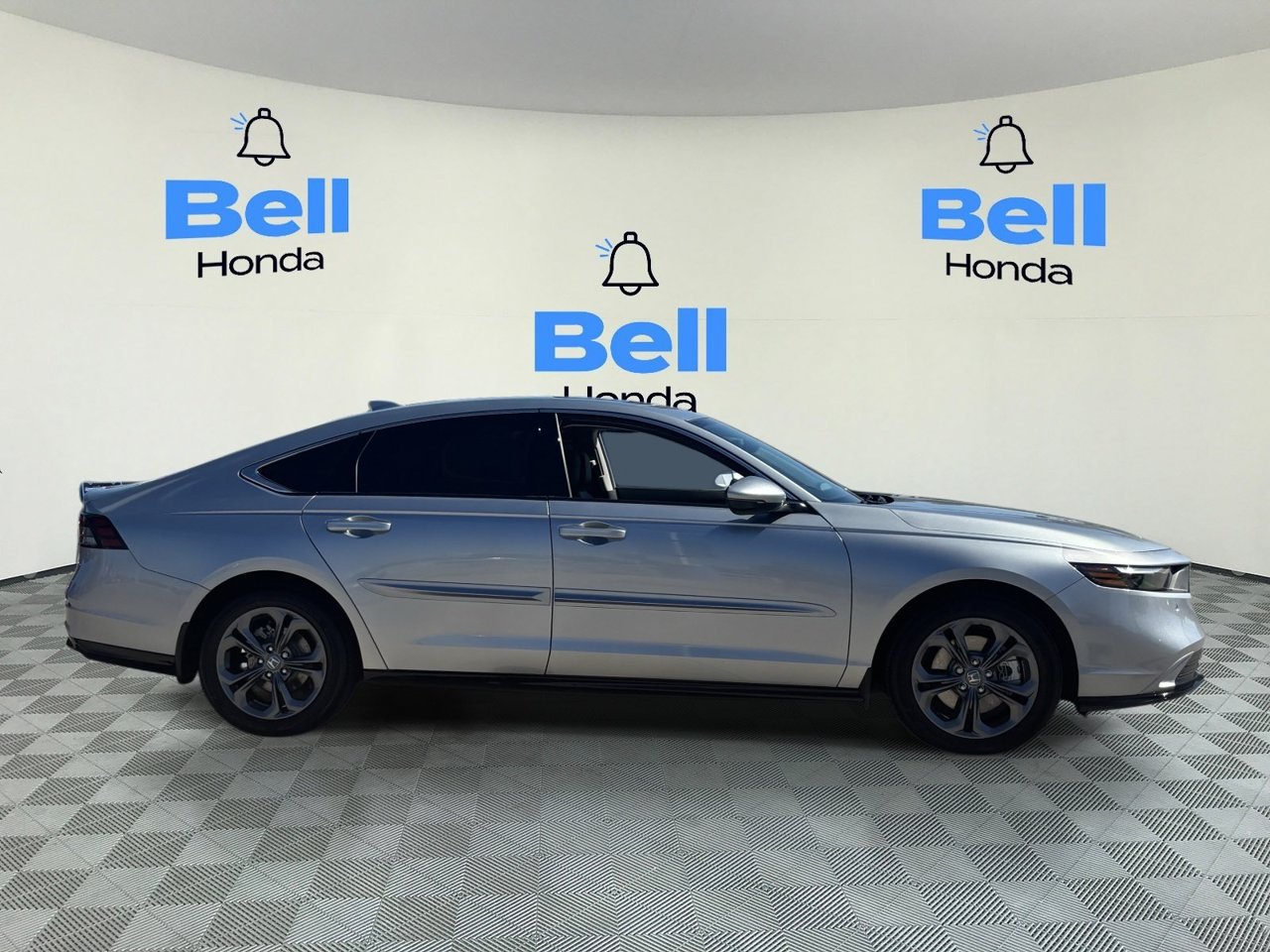 Used 2024 Honda Accord EX-L image 5