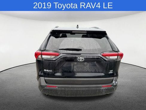 Used 2019 Toyota RAV4 LE w/ All Weather Liner Package AWD/4WD image 6