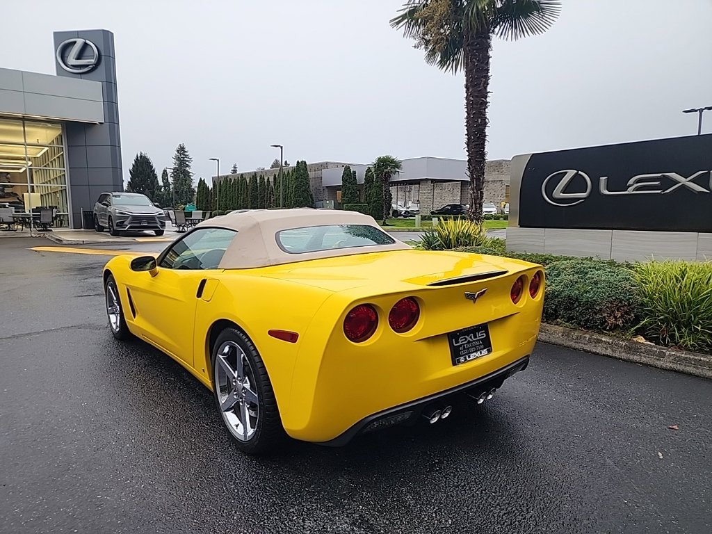 Used 2007 Chevrolet Corvette Convertible w/ Preferred Equipment Group RWD image 3