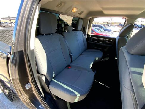 Used 2014 RAM 2500 SLT image 19