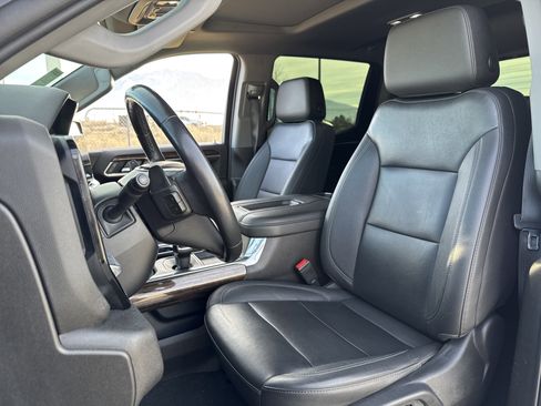 Used 2022 GMC Sierra 1500 Elevation w/ Elevation Premium Package image 18