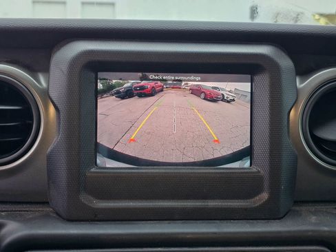 Used 2023 Jeep Wrangler Sport image 16