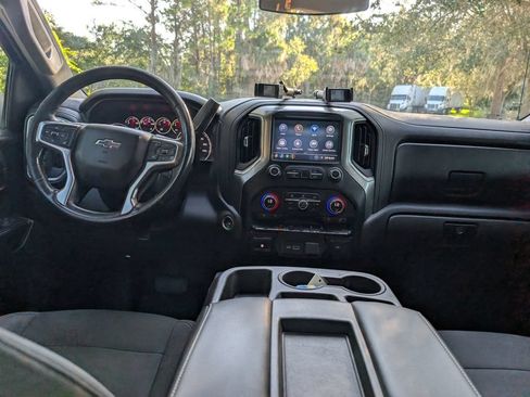 Used 2020 Chevrolet Silverado 1500 RST AWD/4WD image 15